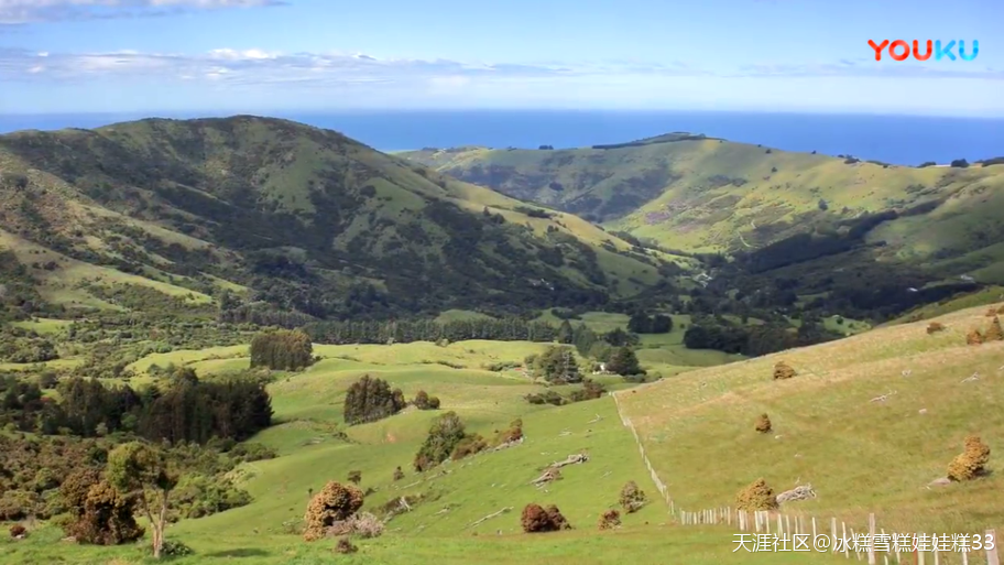 Windows XP默认桌面壁纸的草地，真实存在的地方---新西兰小镇阿卡罗阿