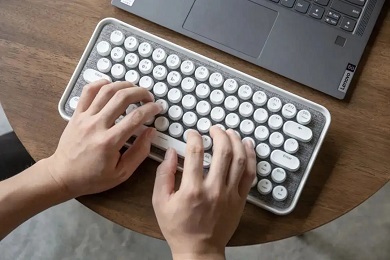 无线键盘打不了字按哪个键恢复 无线键盘没反应鼠标正常的解决方法